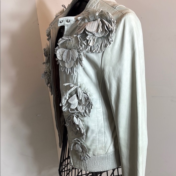 Patrizia Pepe Cream Leather Jacket with Ruffle Details - Picture 4 of 12